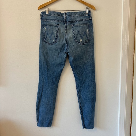 Mother The Looker Ankle Step Fray in Where There's Smoke | Size 31 - Picture 11 of 16